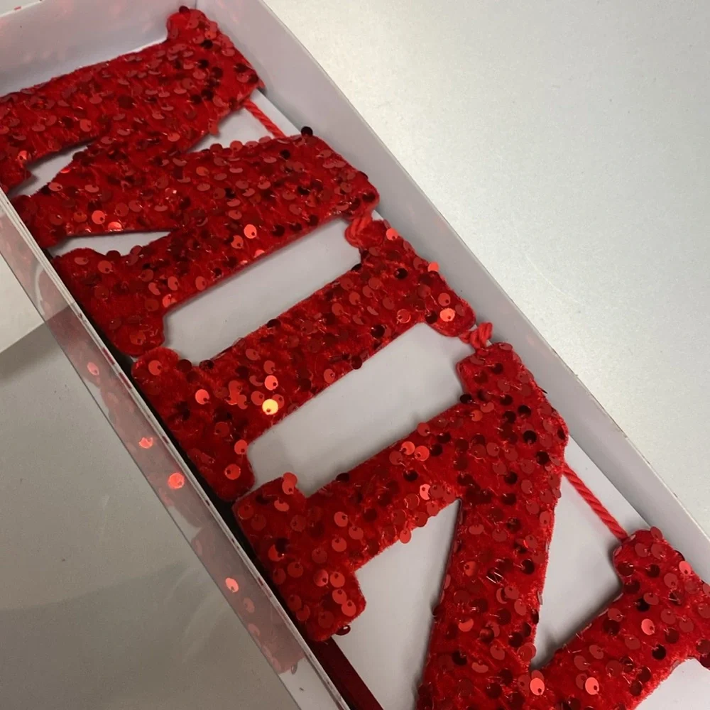 Be Mine 6’ FT Garland